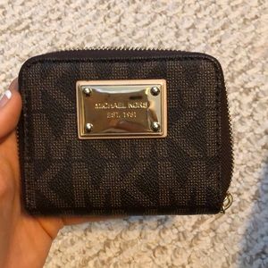 Michael Kors mini wallet